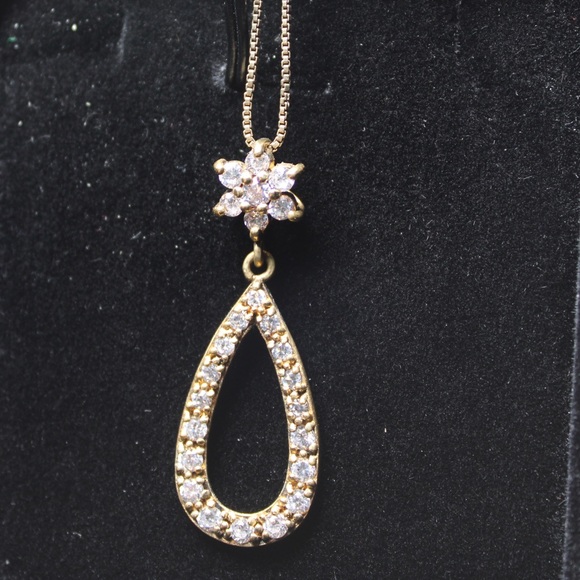 Beautiful Gold toned 925 RJ CZ Necklace - Picture 12 of 14